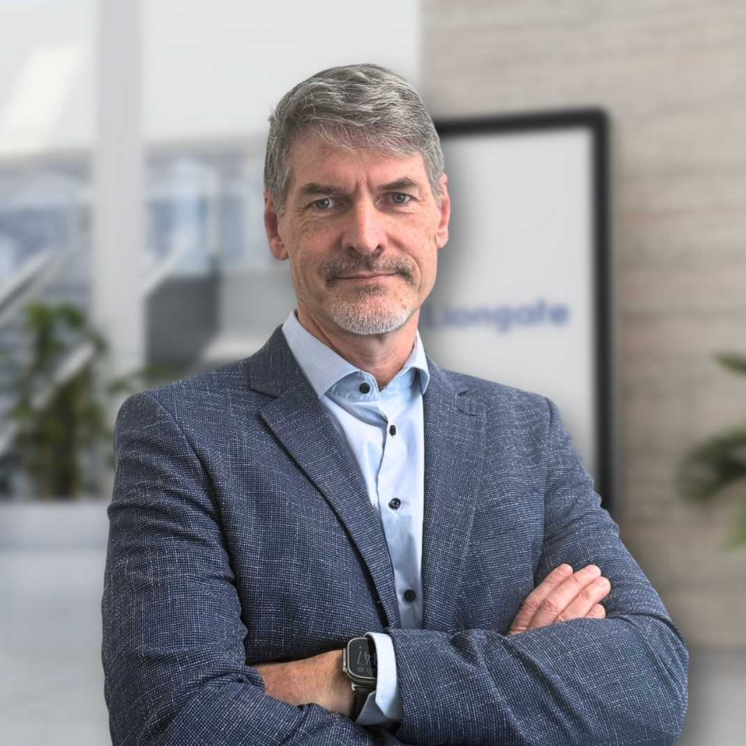 Portrait photo of Peter De Wendt, Executive Board HR