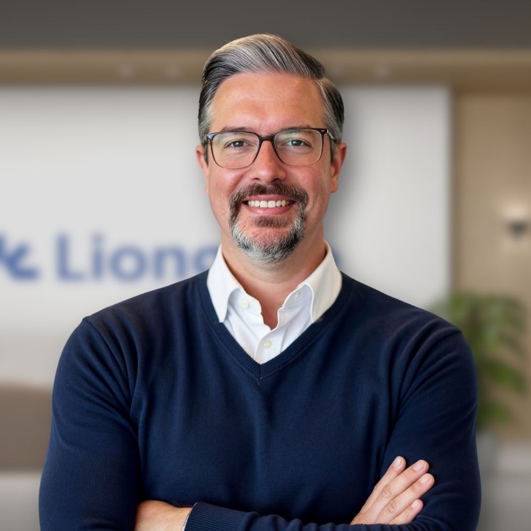 Michael Comanns, Executive Board